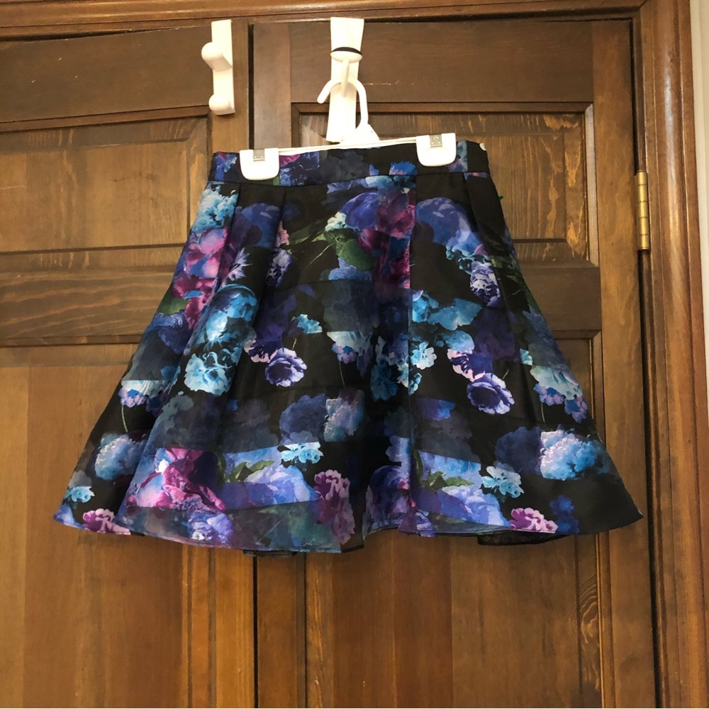 Floral mini skirt special occasion with tulle netting